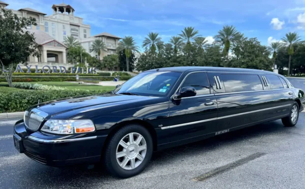 Lincoln Stretch Limo