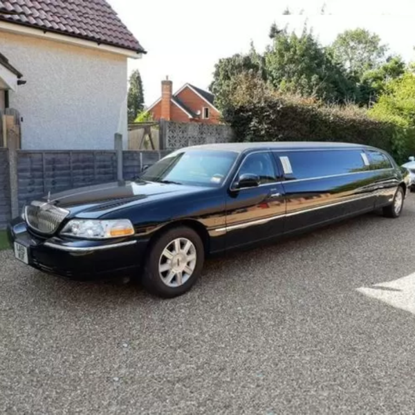 Lincoln Stretch Limo